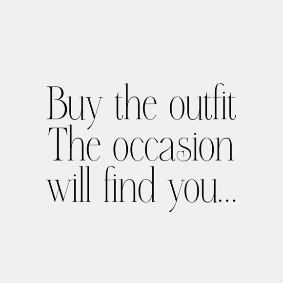 Meet your Posher, Fabiola @What Fabi Wears - Picture 2 of 2